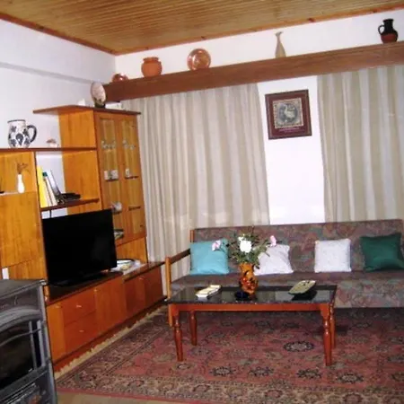 Flora's House * Spilia