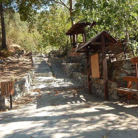 Flora's House بيت للعطل Spilia