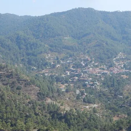 بيت للعطل Flora's House