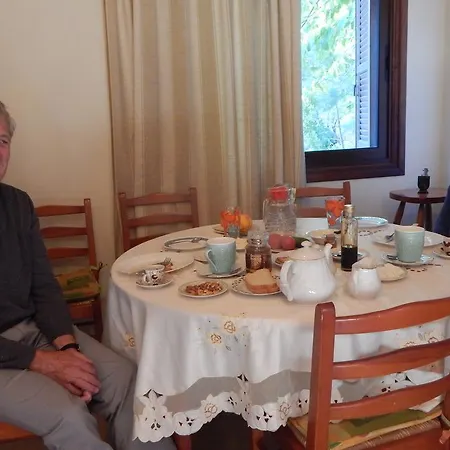 Flora's House بيت للعطل